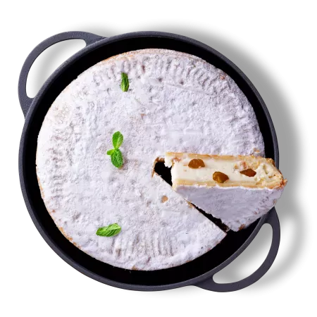 Plăcintă cu brânză dulce și stafide